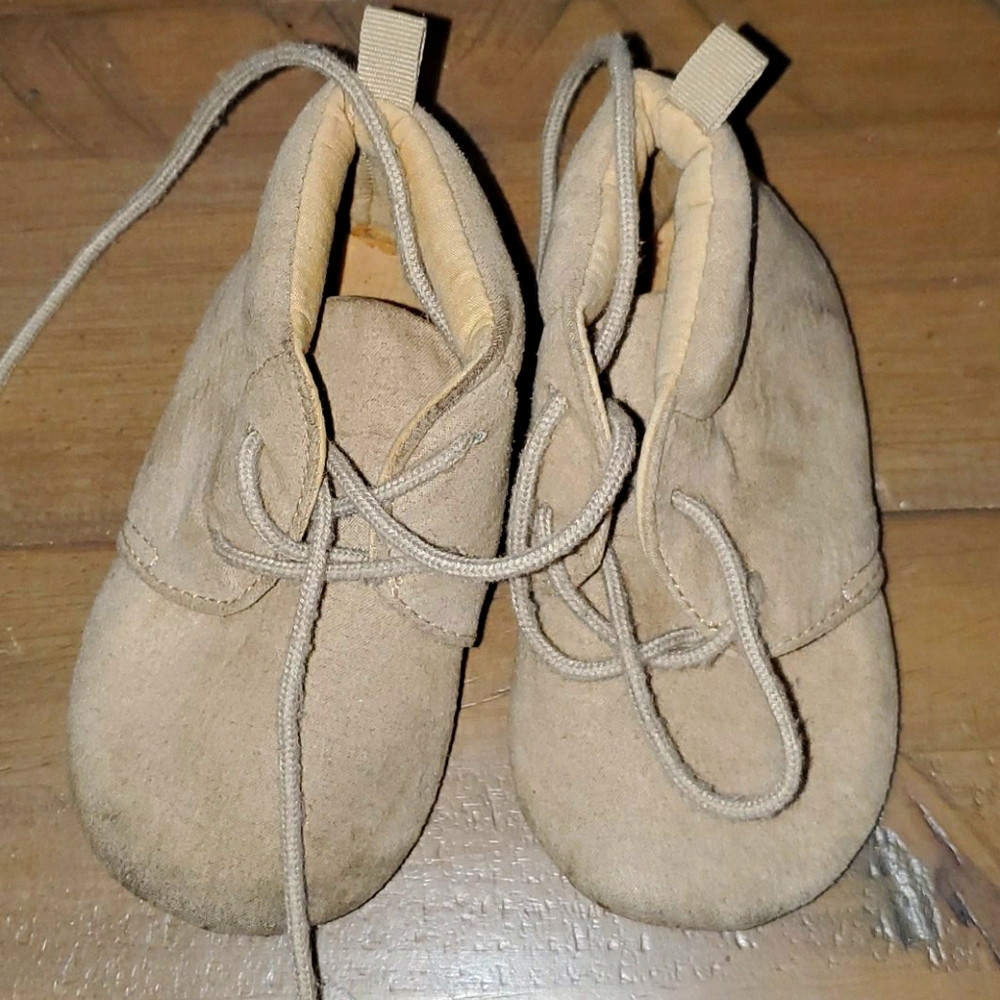 18-24 months Old Navy crib tan booties